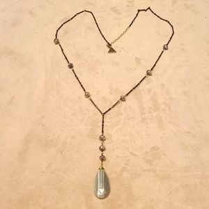 SERAFINA Y PENDANT NECKLACE